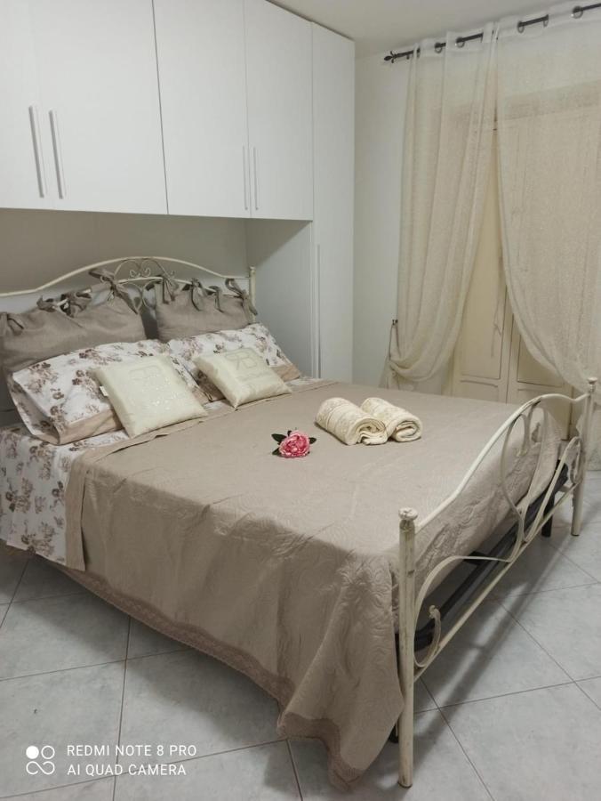 Casa Vacanze Maria Nicole モルフェッタ エクステリア 写真