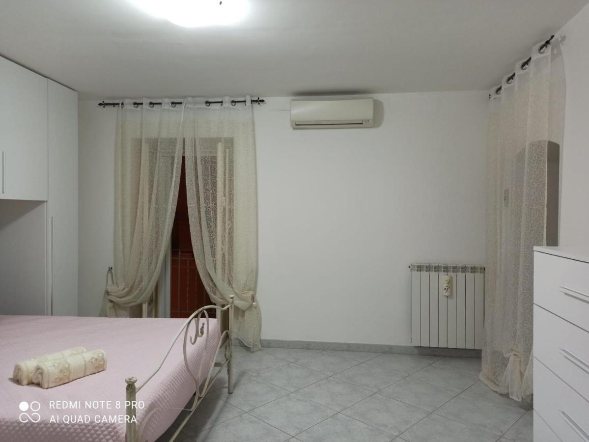 Casa Vacanze Maria Nicole モルフェッタ エクステリア 写真
