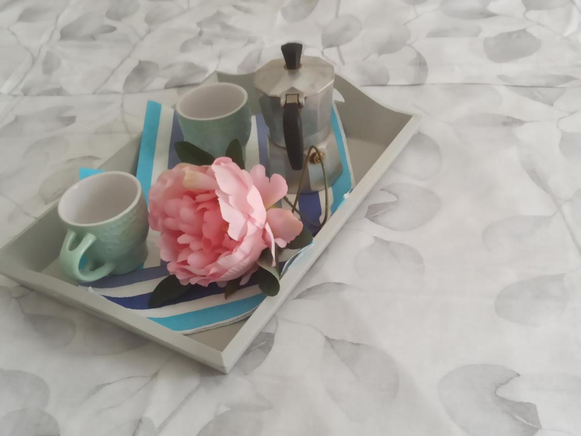 Casa Vacanze Maria Nicole モルフェッタ エクステリア 写真